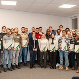 Gruppenfoto der Studierenden, die das deutschland STIPENDIUM erhalten haben, mit den Verantwortlichen